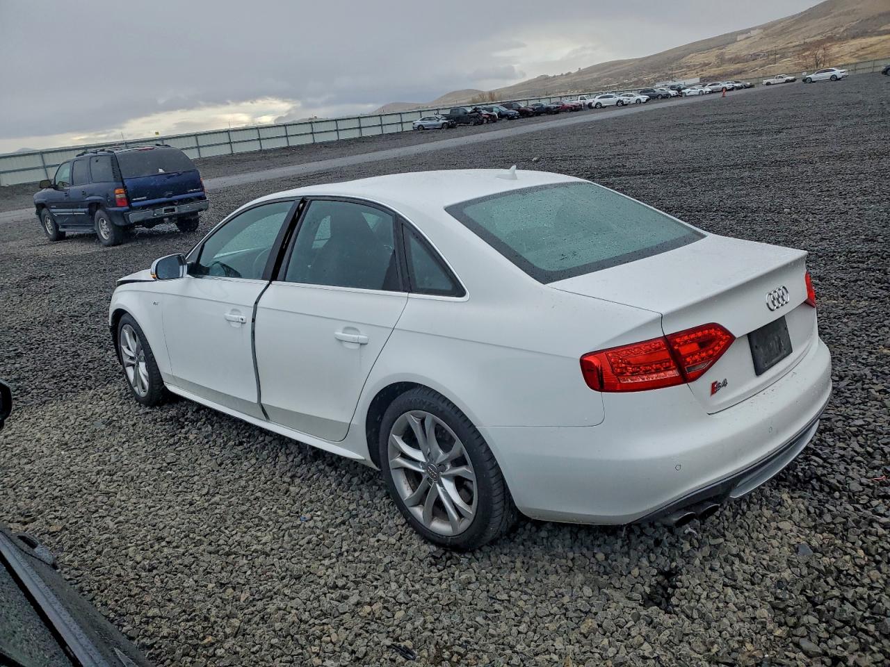 2011 AUDI S4 PREMIUM PLUS photo 2