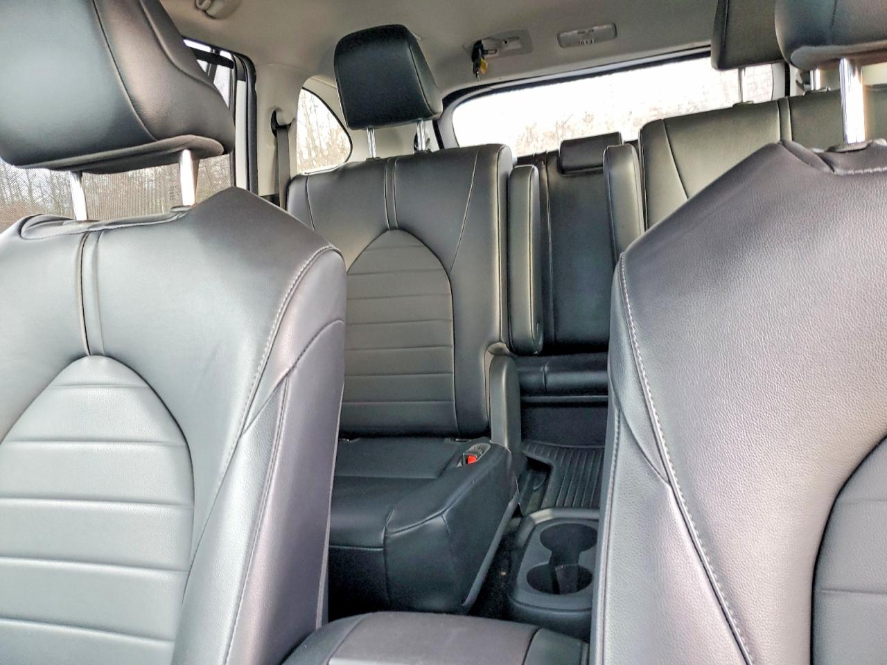 2023 TOYOTA HIGHLANDER L photo 10