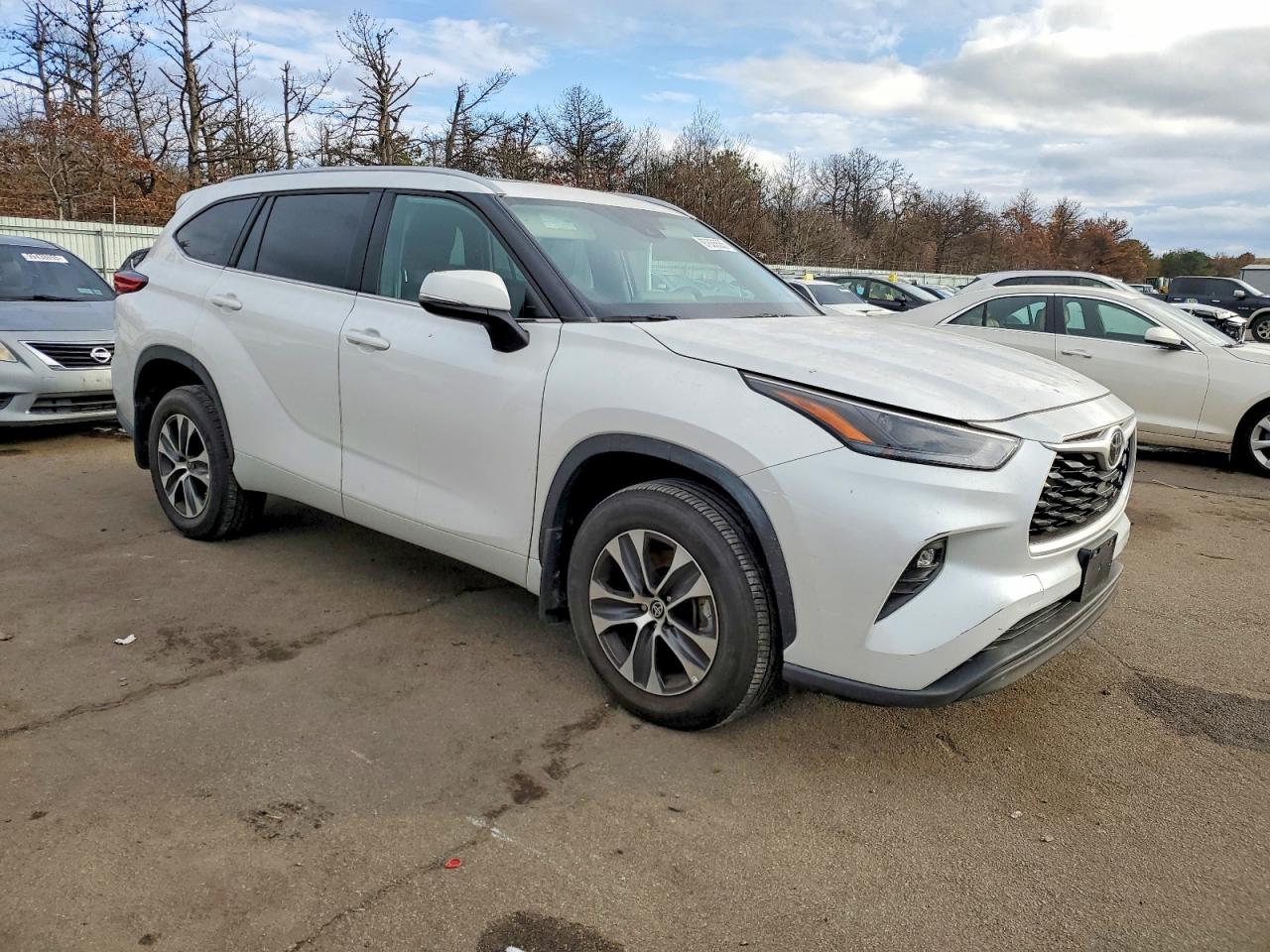 2023 TOYOTA HIGHLANDER L photo 4