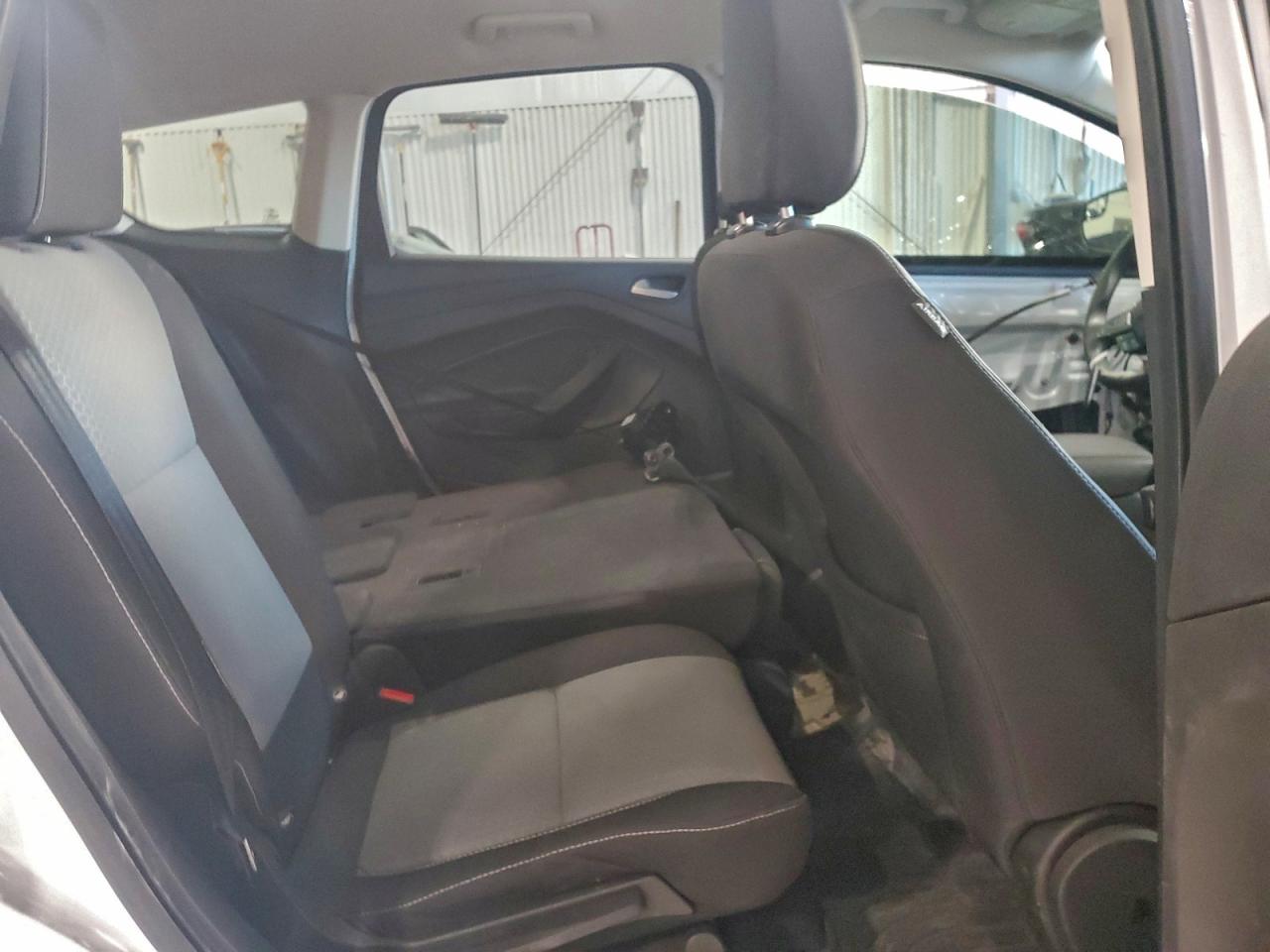 2019 FORD ESCAPE SE photo 11