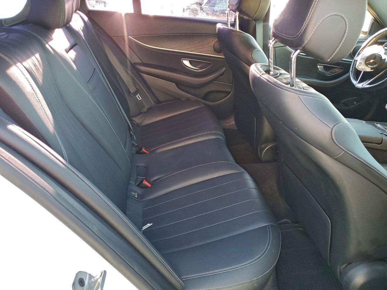 2022 MERCEDES-BENZ E 350 photo 10