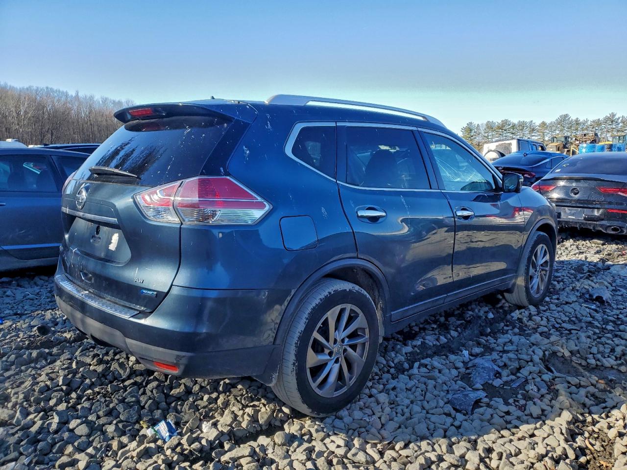 2014 NISSAN ROGUE S photo 3