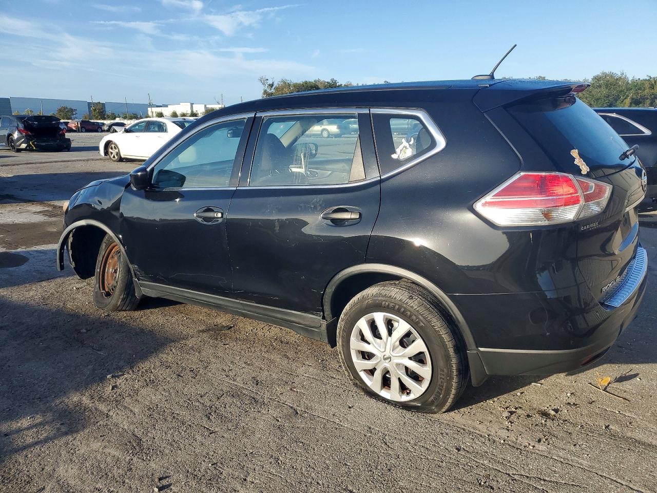 2016 NISSAN ROGUE S photo 2