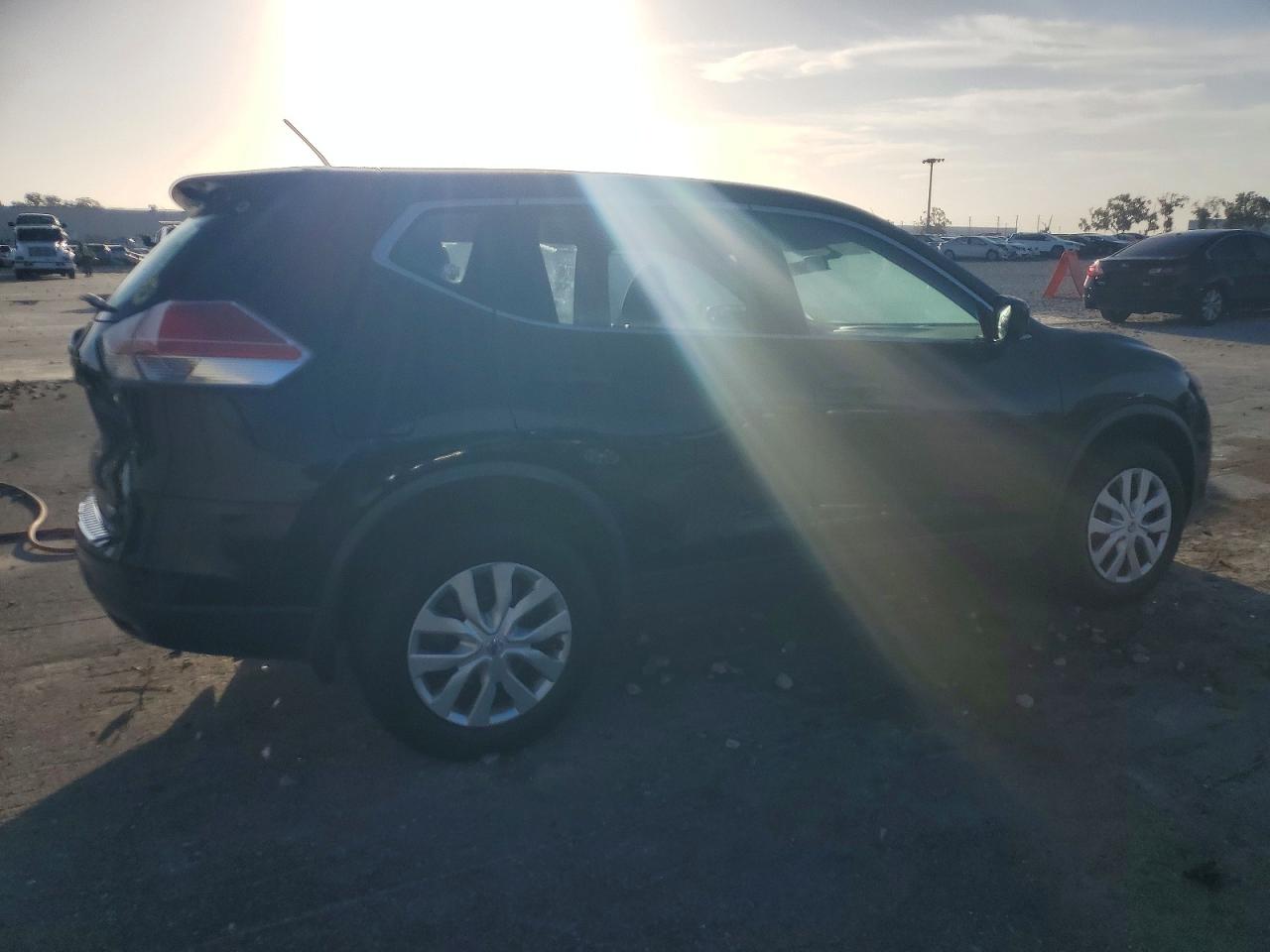 2016 NISSAN ROGUE S photo 3