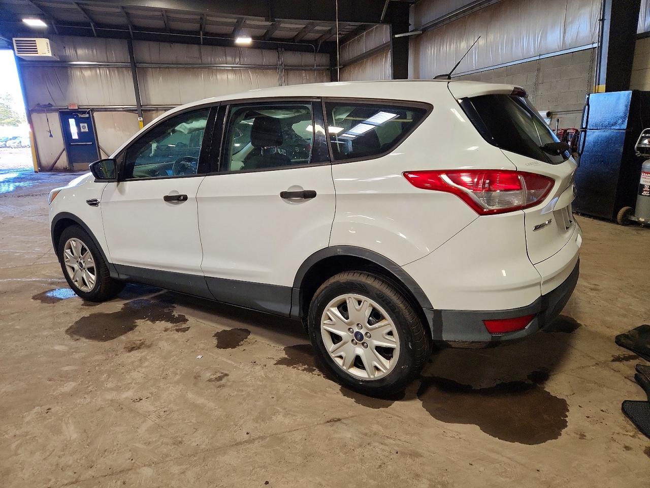 2013 FORD ESCAPE S photo 2