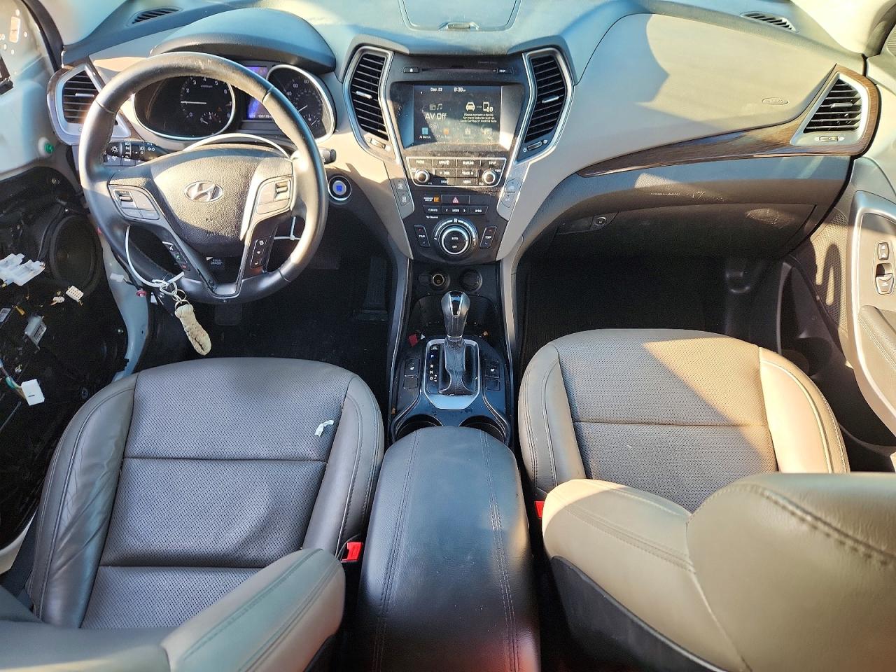 2017 HYUNDAI SANTA FE SPORT photo 8