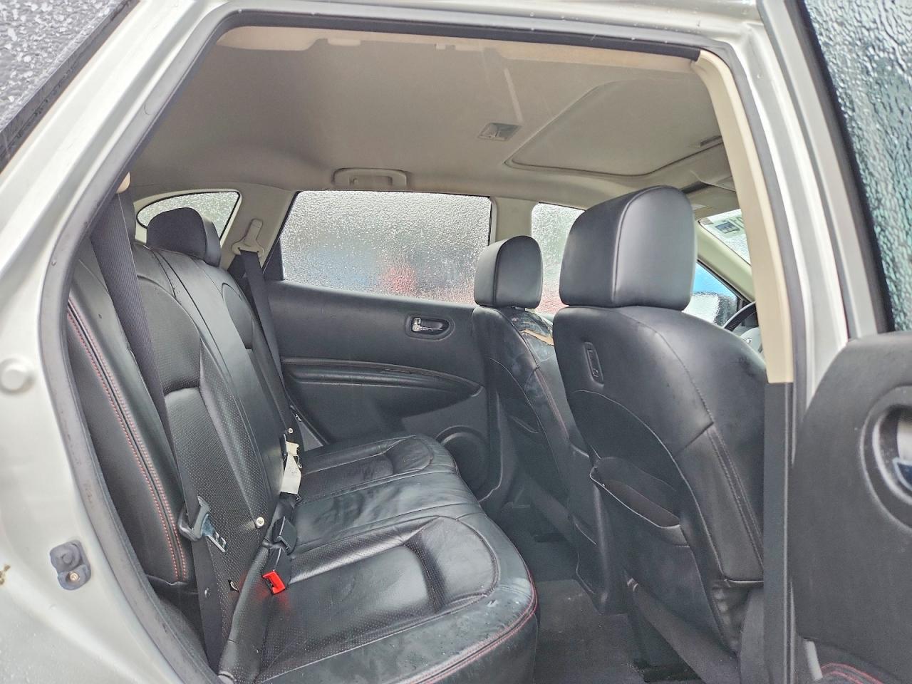 2010 NISSAN ROGUE S photo 11