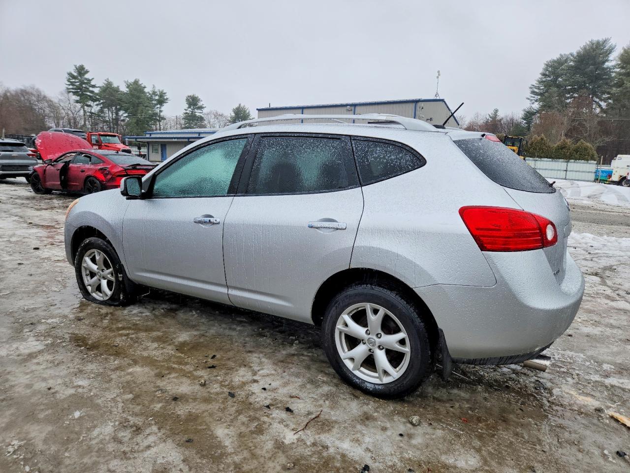 2010 NISSAN ROGUE S photo 2