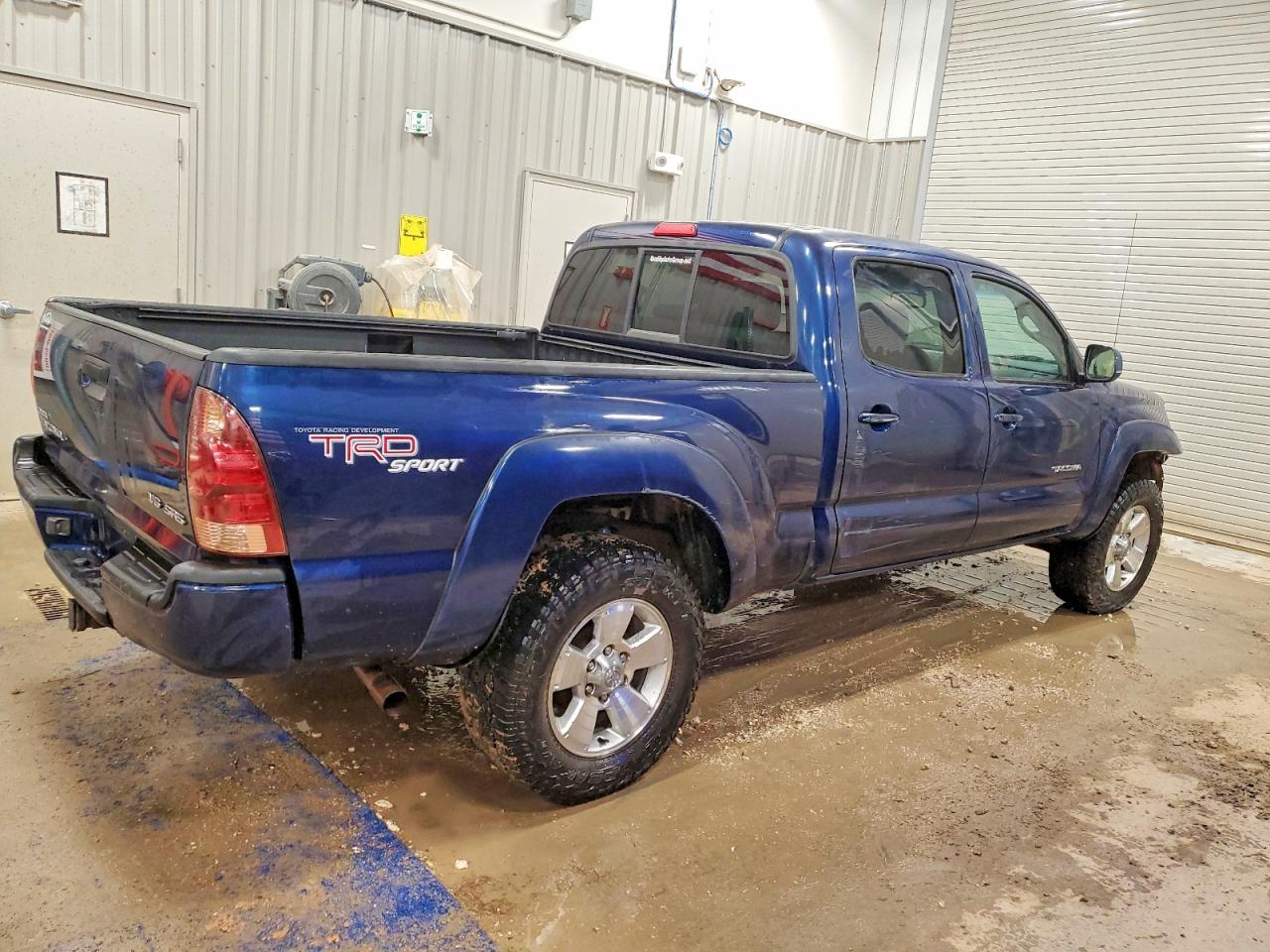 2006 TOYOTA TACOMA V6 photo 3