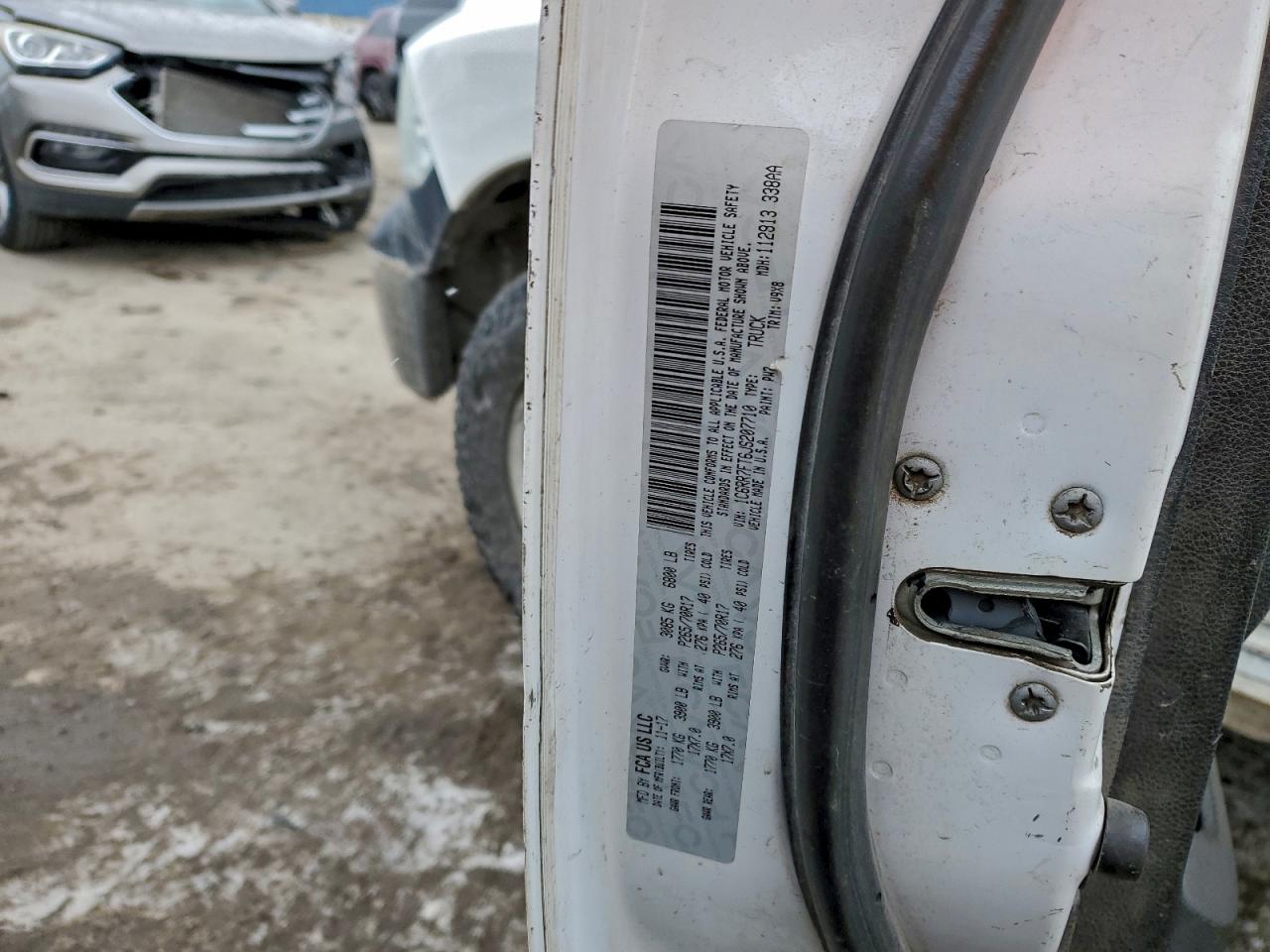 2018 RAM 1500 ST photo 12