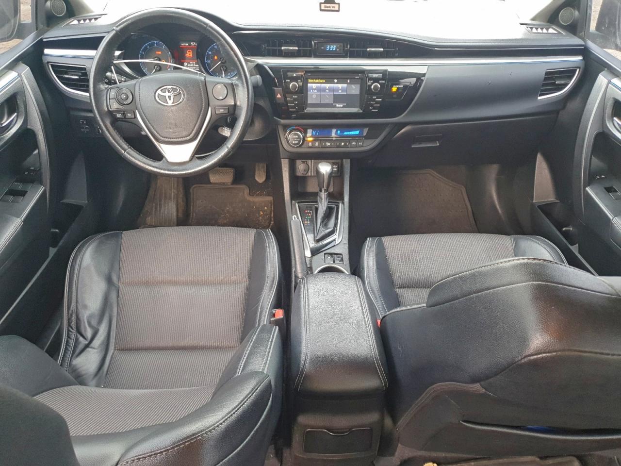 2015 TOYOTA COROLLA L photo 8