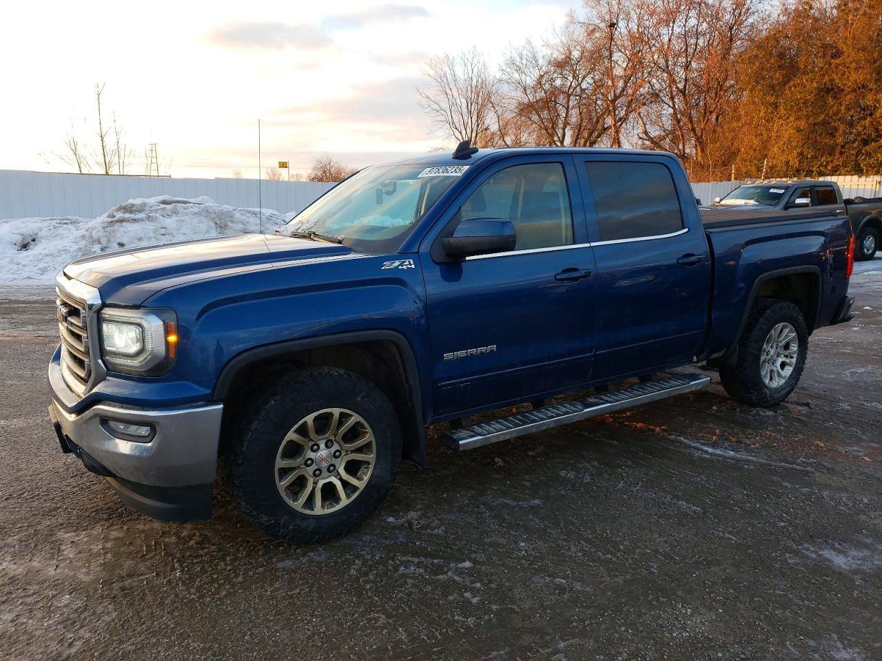 2017 GMC SIERRA