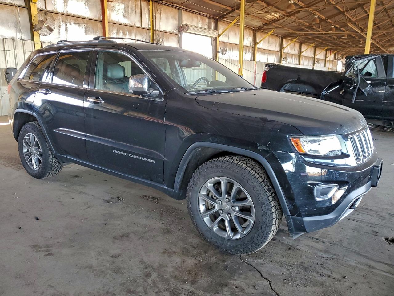 2014 JEEP GRAND CHEROKEE LIMITED photo 4