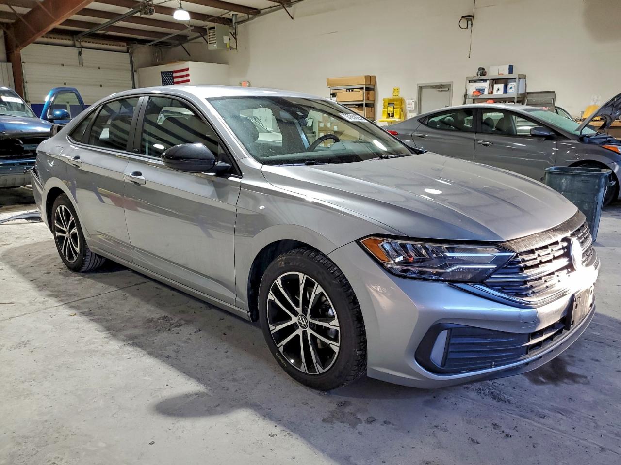 2023 VOLKSWAGEN JETTA SPORT photo 4
