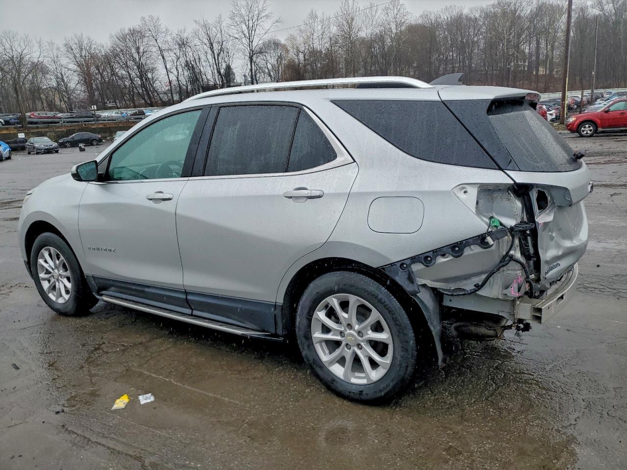 2019 CHEVROLET EQUINOX LT photo 2