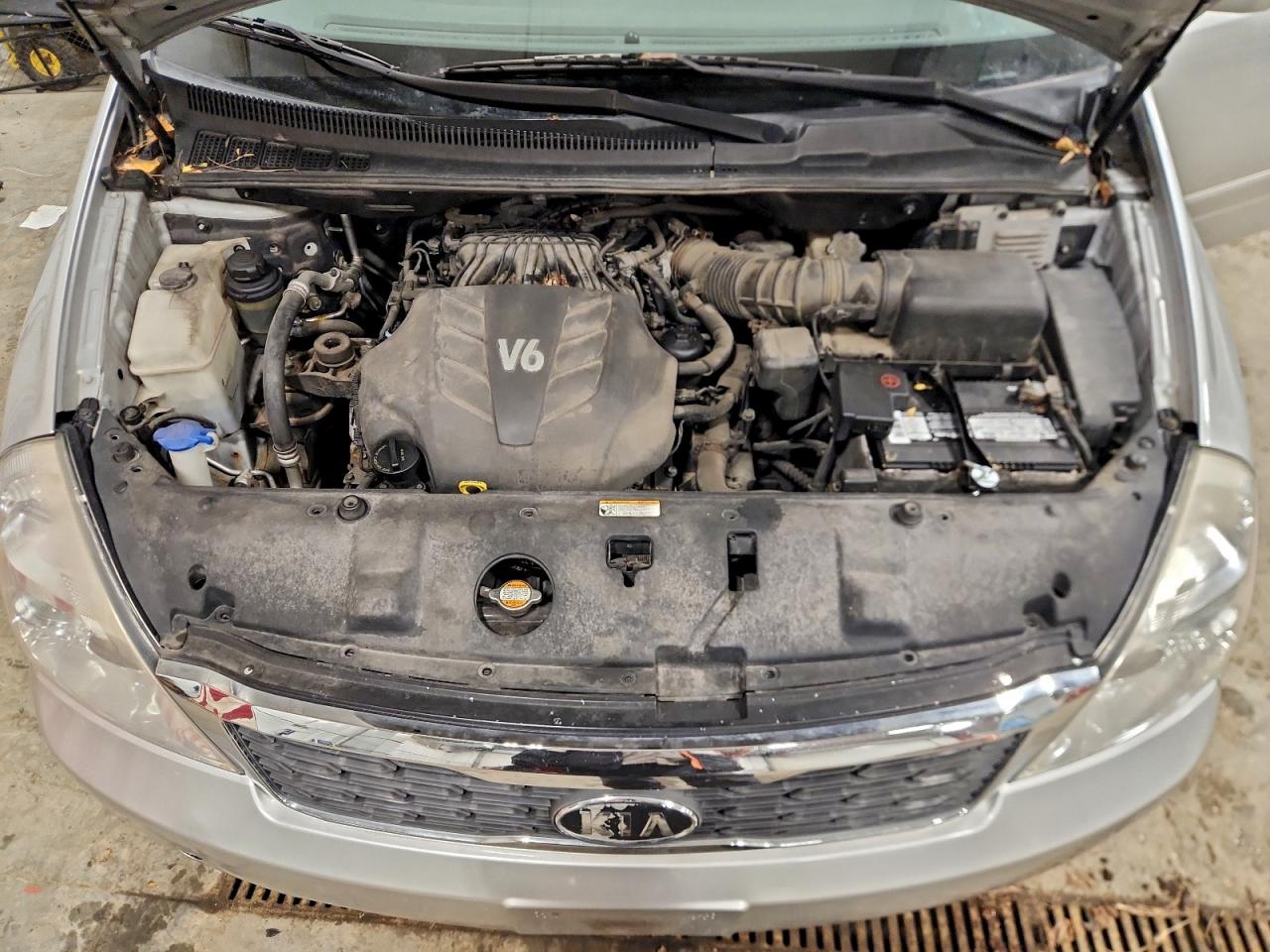 2012 KIA SEDONA photo 45