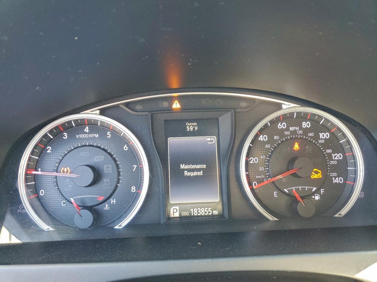 2016 TOYOTA CAMRY LE photo 9