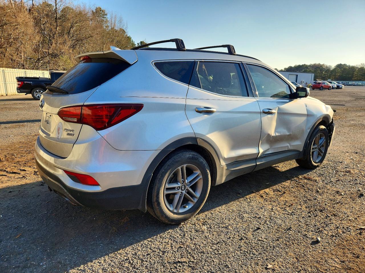 2018 HYUNDAI SANTA FE SPORT photo 3