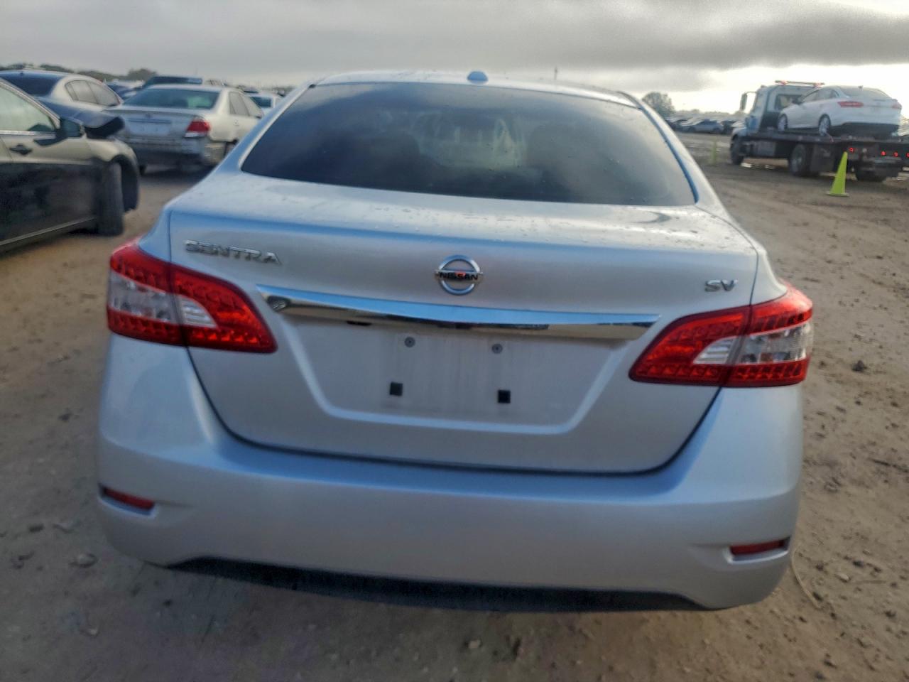 2015 NISSAN SENTRA S photo 16