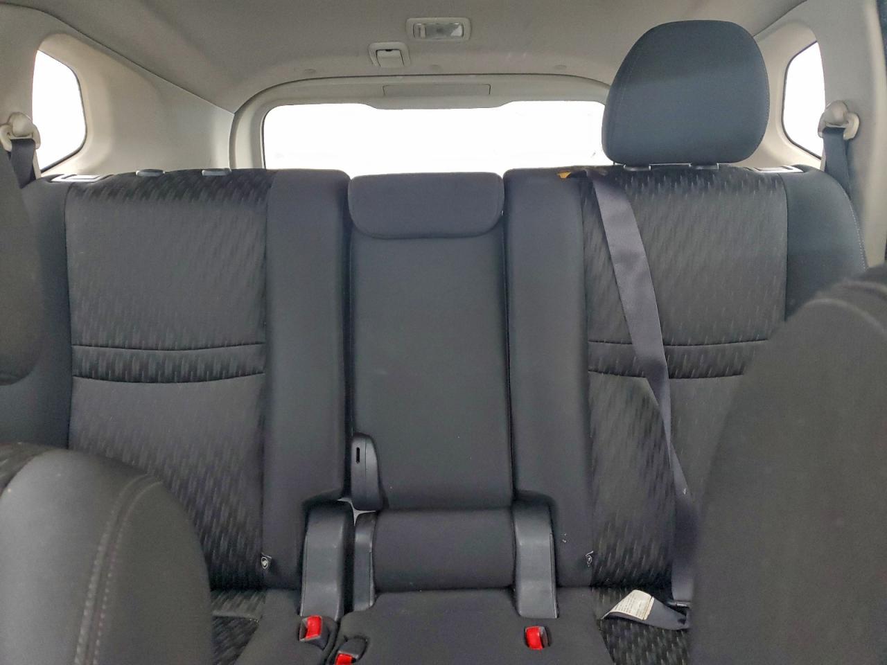 2018 NISSAN ROGUE S photo 10