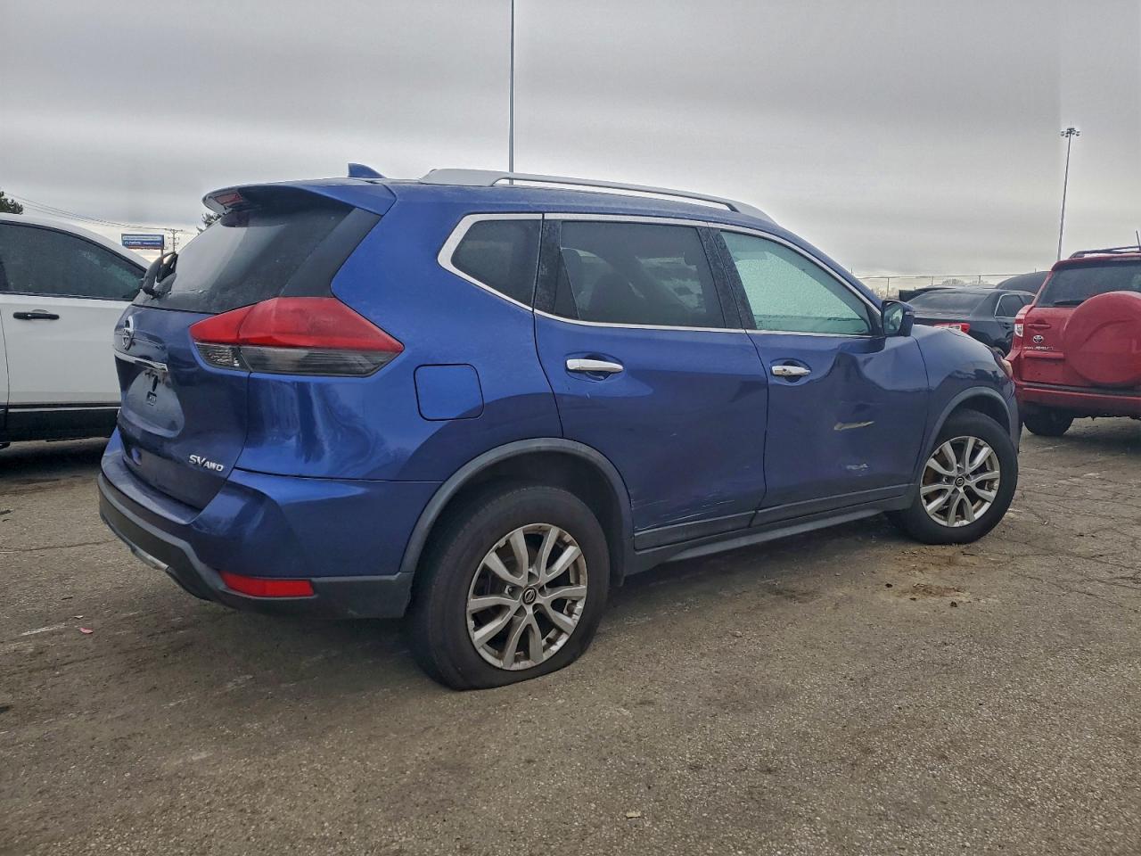 2018 NISSAN ROGUE S photo 3