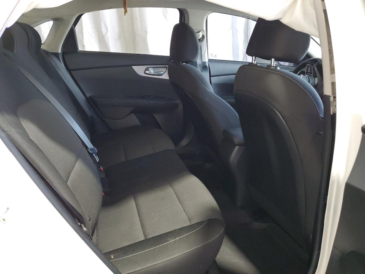 2023 KIA FORTE LX photo 19