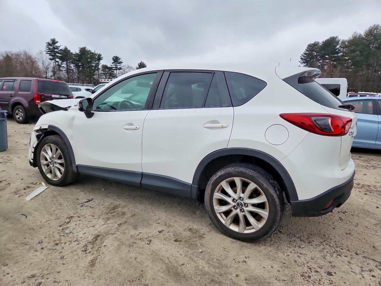 2014 MAZDA CX-5 GT photo 2