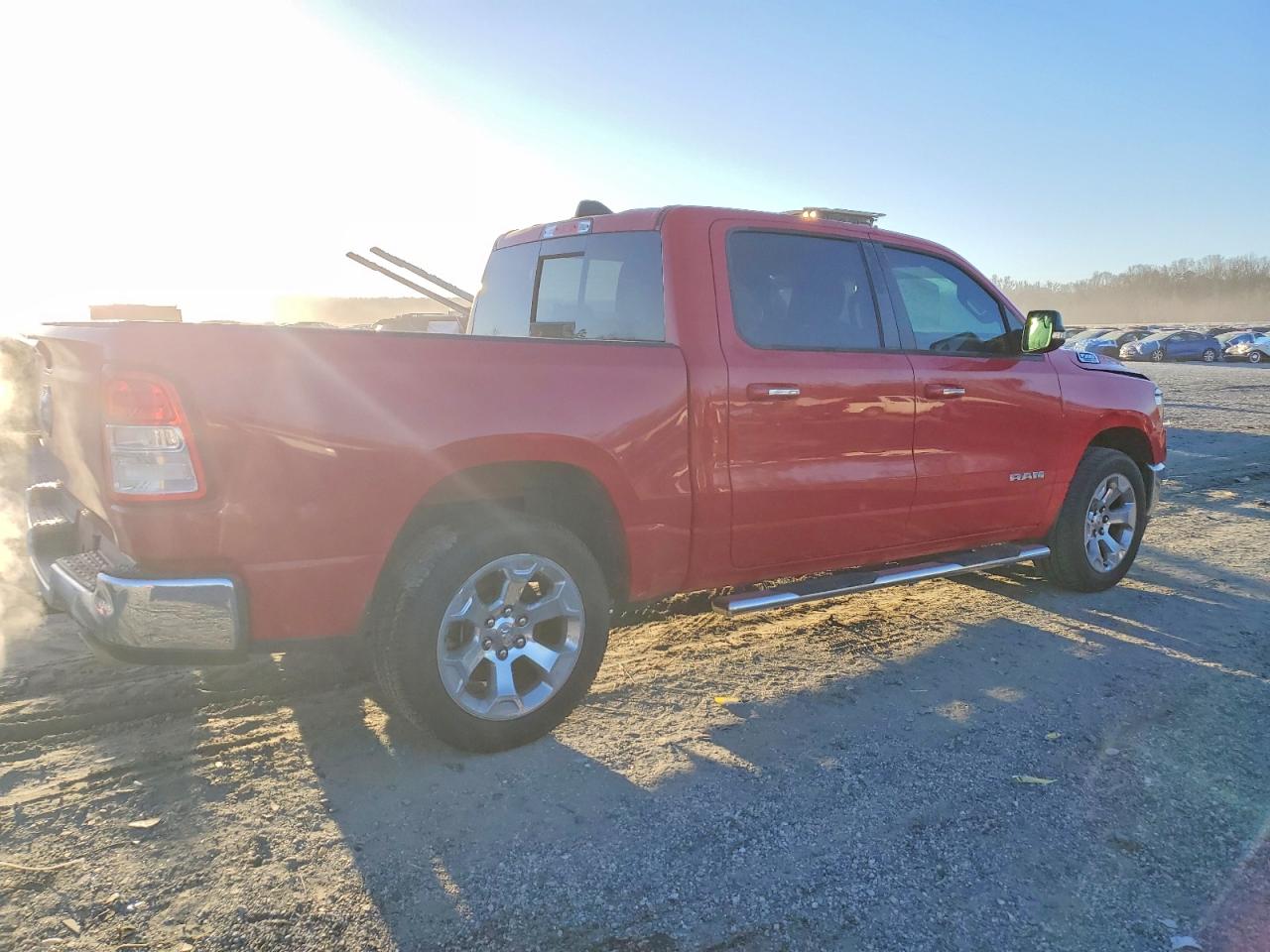 2019 RAM 1500 BIG HORN/LONE STAR photo 3