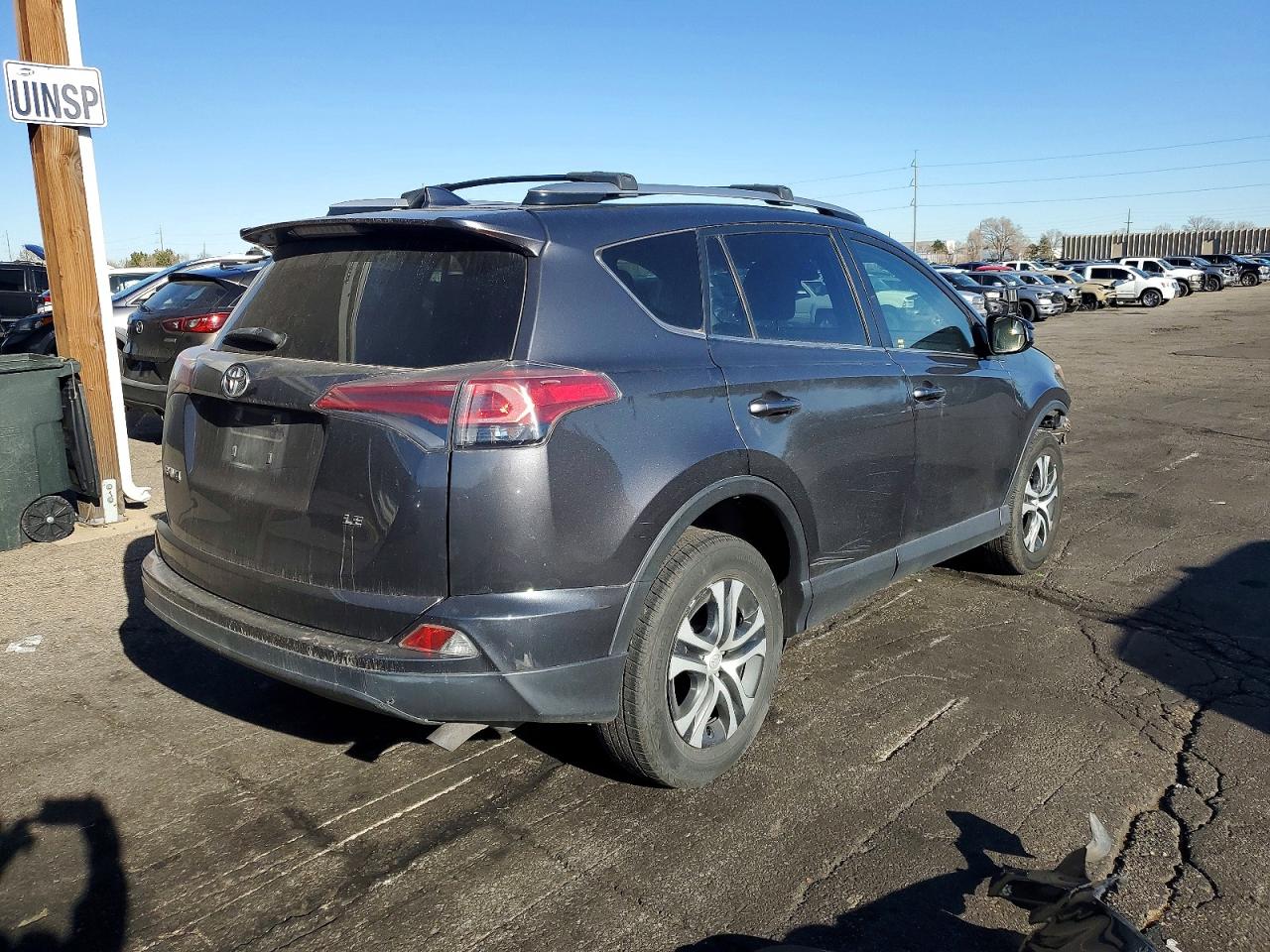 2017 TOYOTA RAV4 LE photo 5