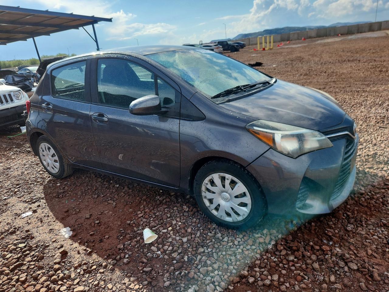 2017 TOYOTA YARIS L photo 7
