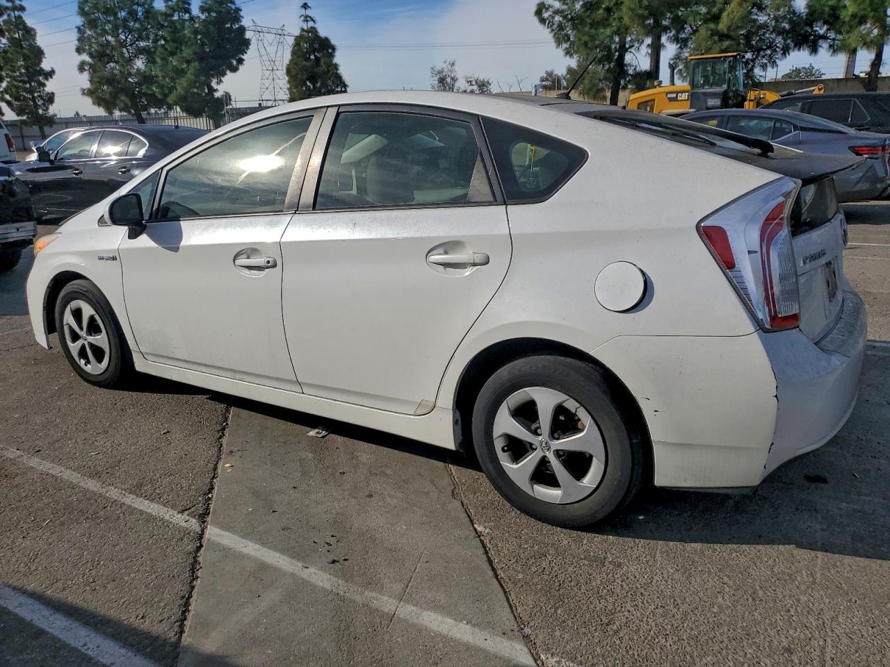 2014 TOYOTA PRIUS photo 2