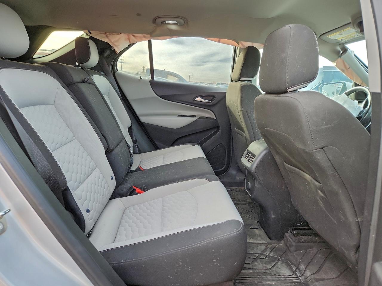 2018 CHEVROLET EQUINOX LT photo 11
