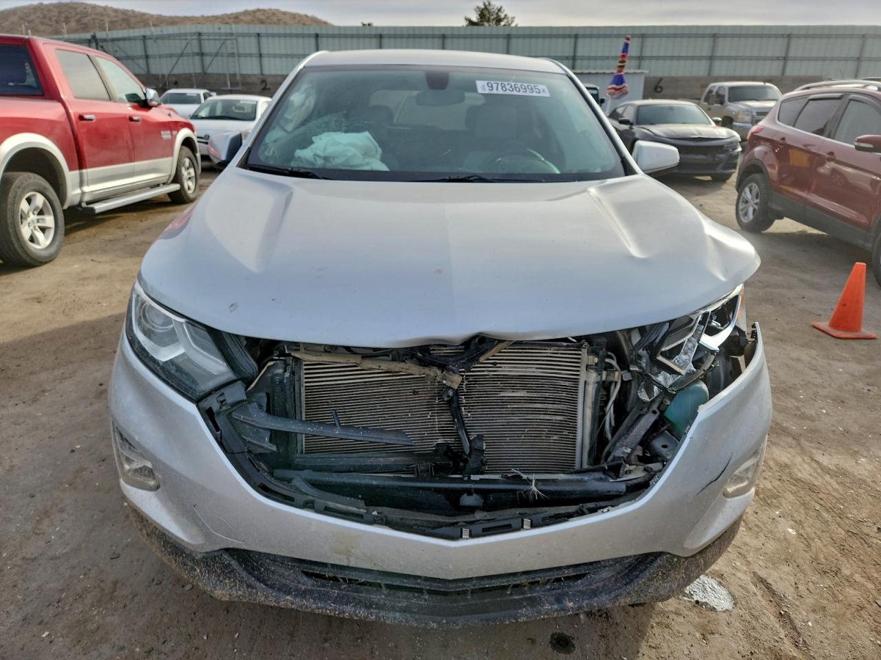 2018 CHEVROLET EQUINOX LT photo 5