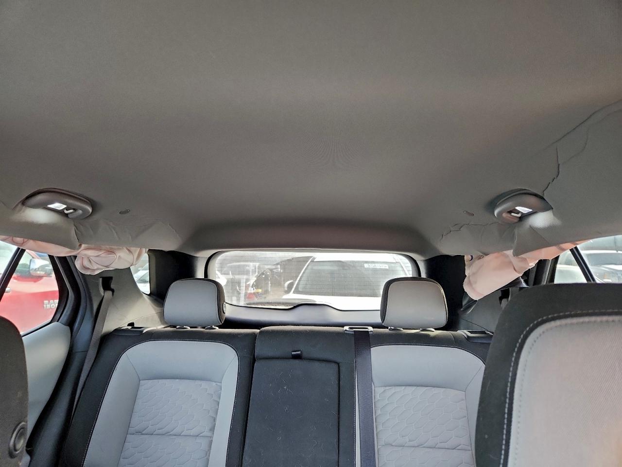 2018 CHEVROLET EQUINOX LT photo 10