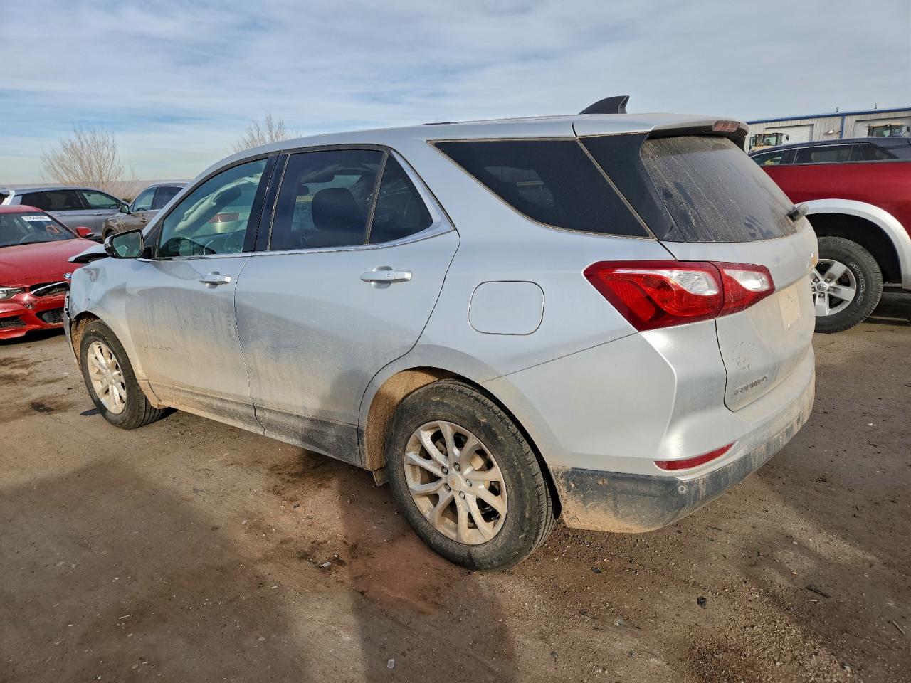 2018 CHEVROLET EQUINOX LT photo 2