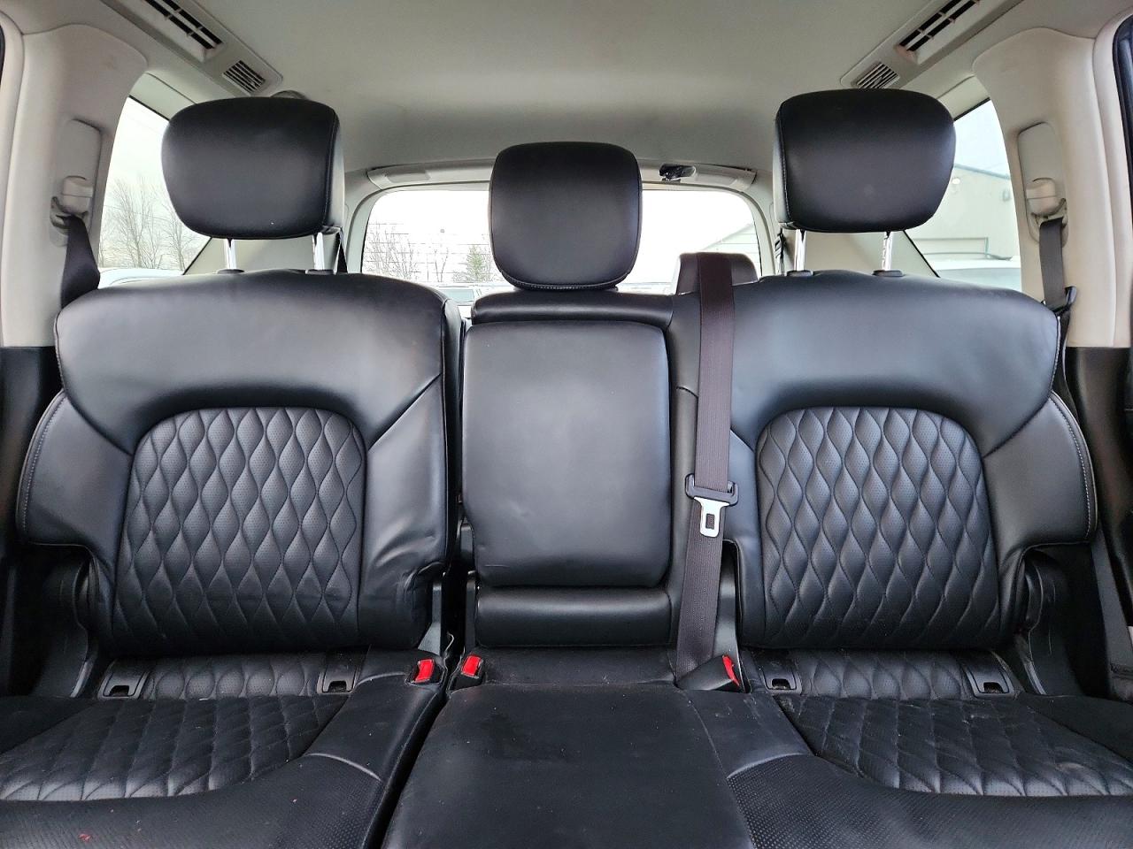 2019 INFINITI QX80 LUXE photo 10