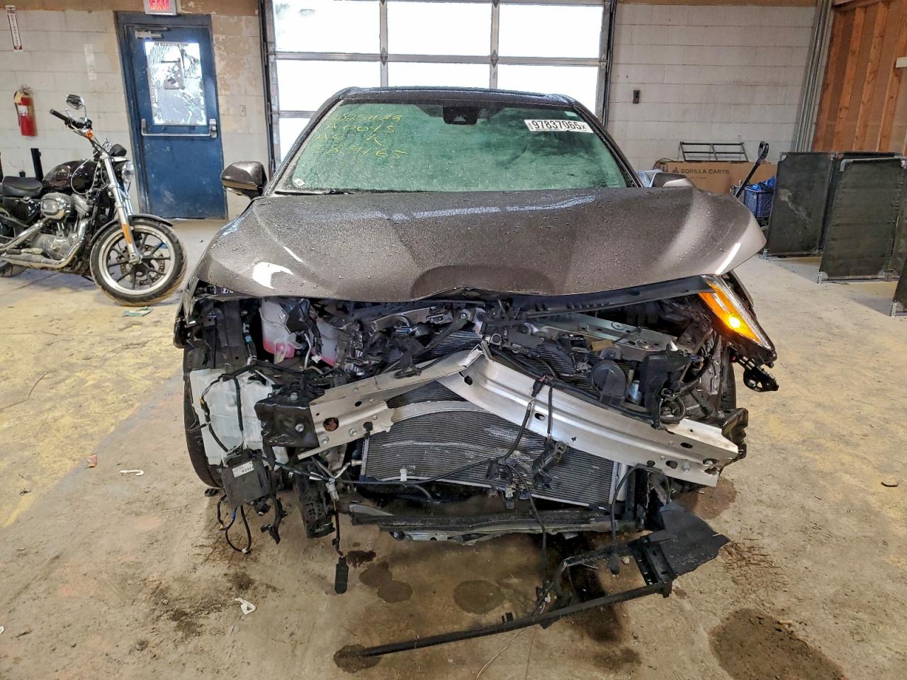 2022 TOYOTA CAMRY XLE photo 5