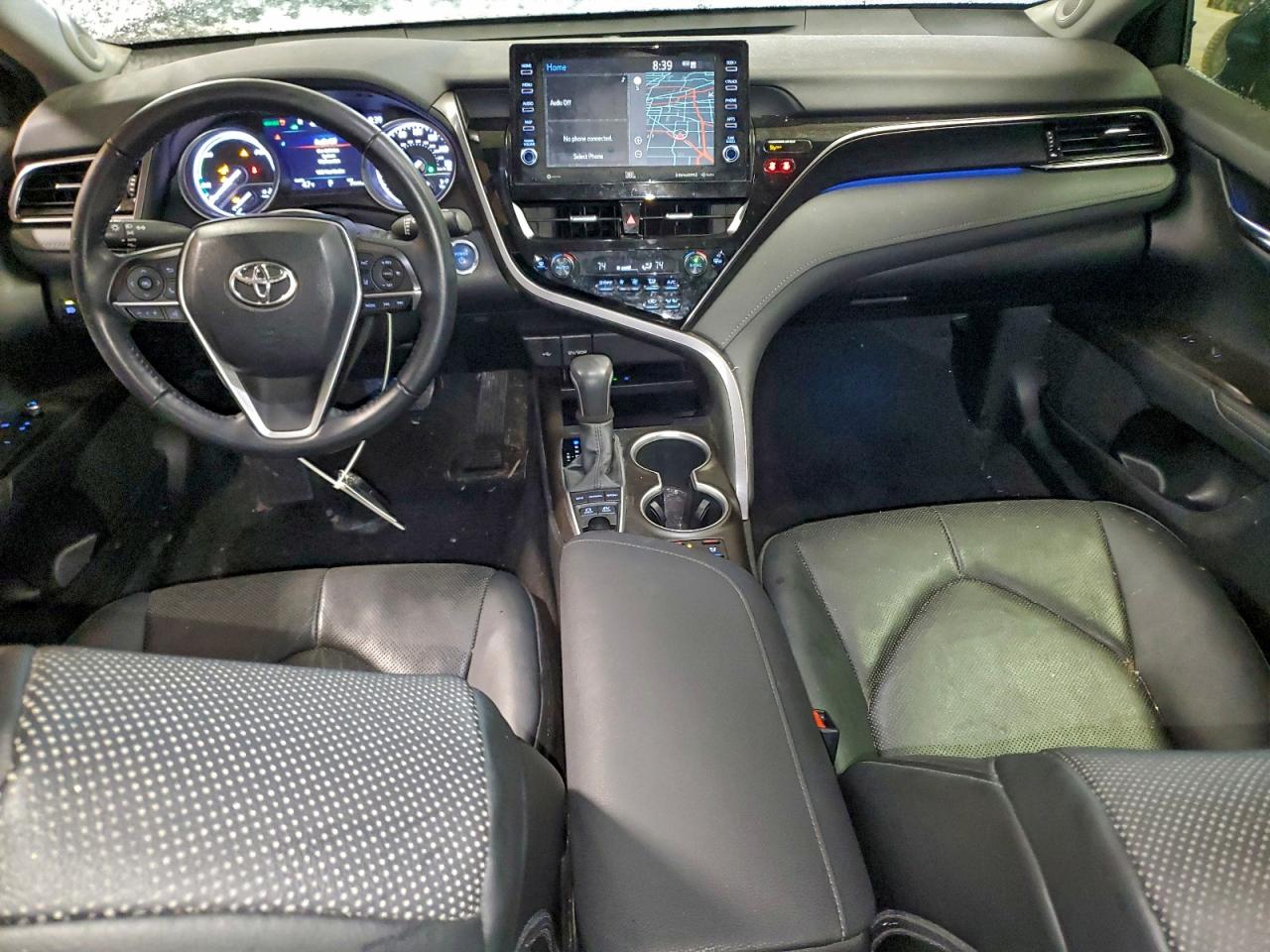 2022 TOYOTA CAMRY XLE photo 8