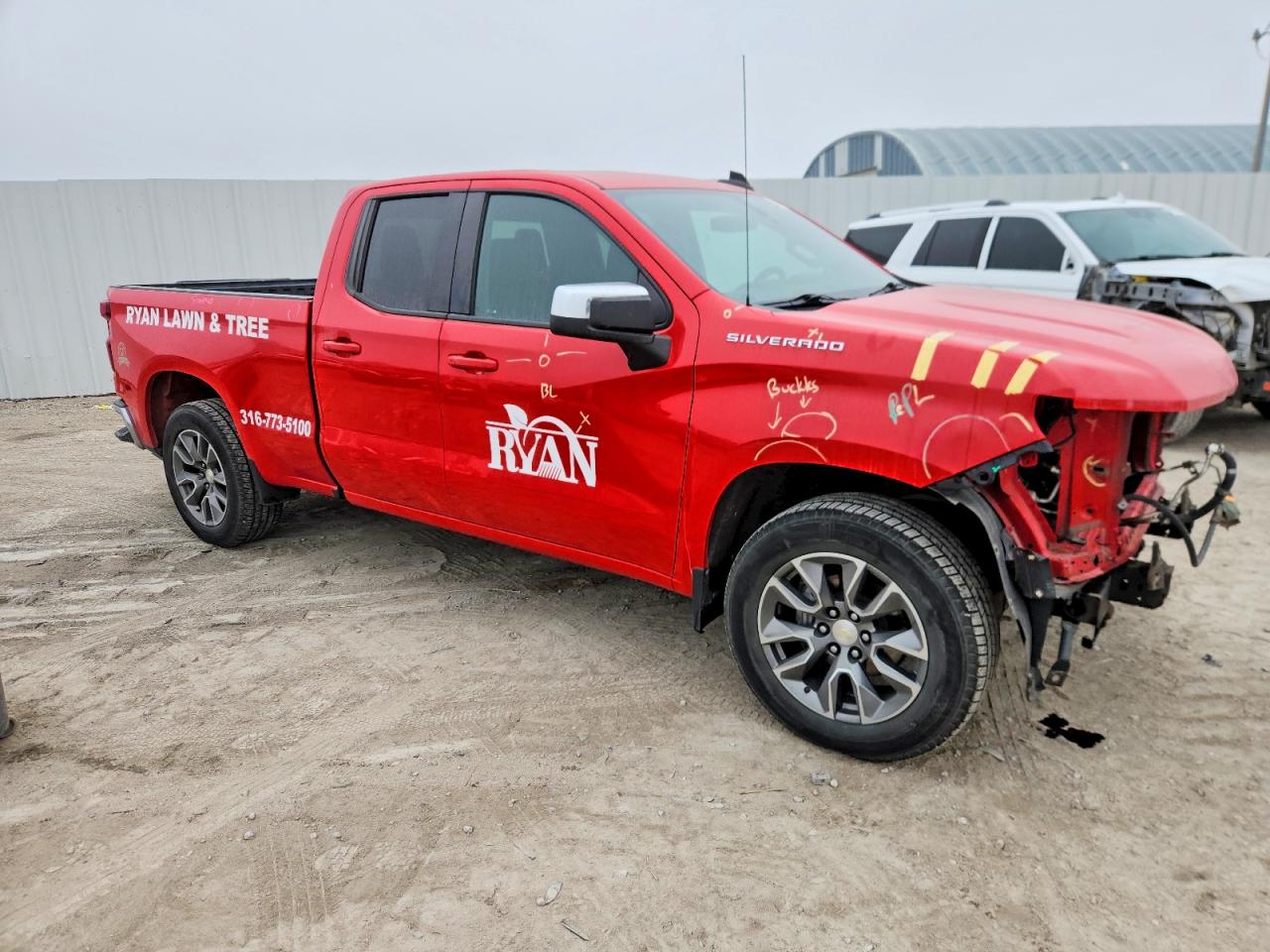 2020 CHEVROLET SILVERADO C1500 LT photo 4