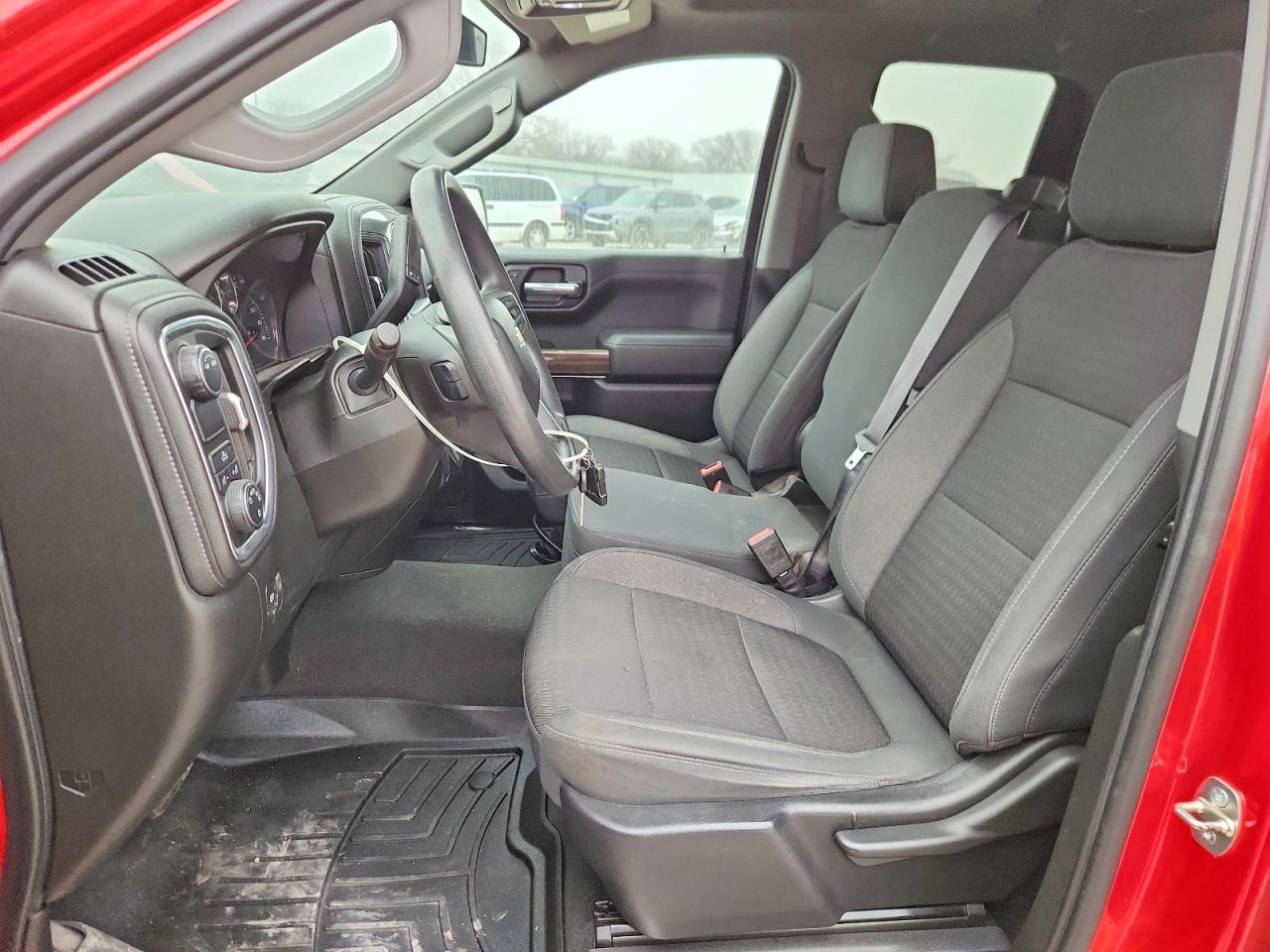 2020 CHEVROLET SILVERADO C1500 LT photo 7