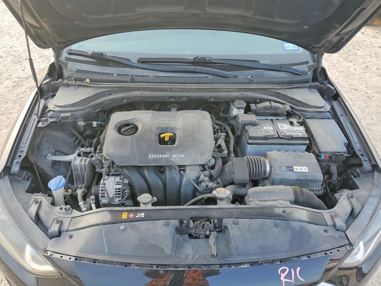 2018 HYUNDAI ELANTRA SEL photo 11