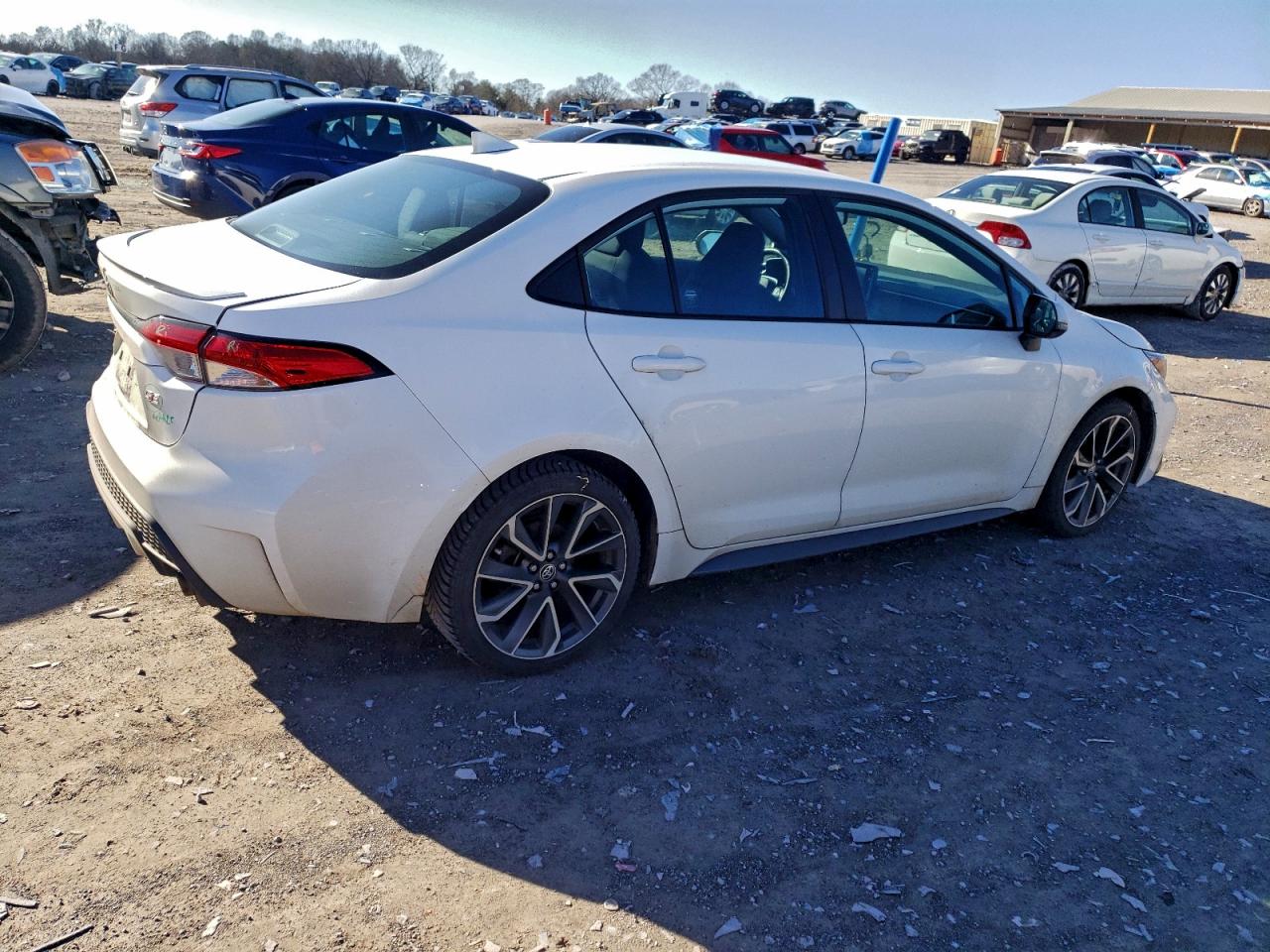 2022 TOYOTA COROLLA SE photo 3
