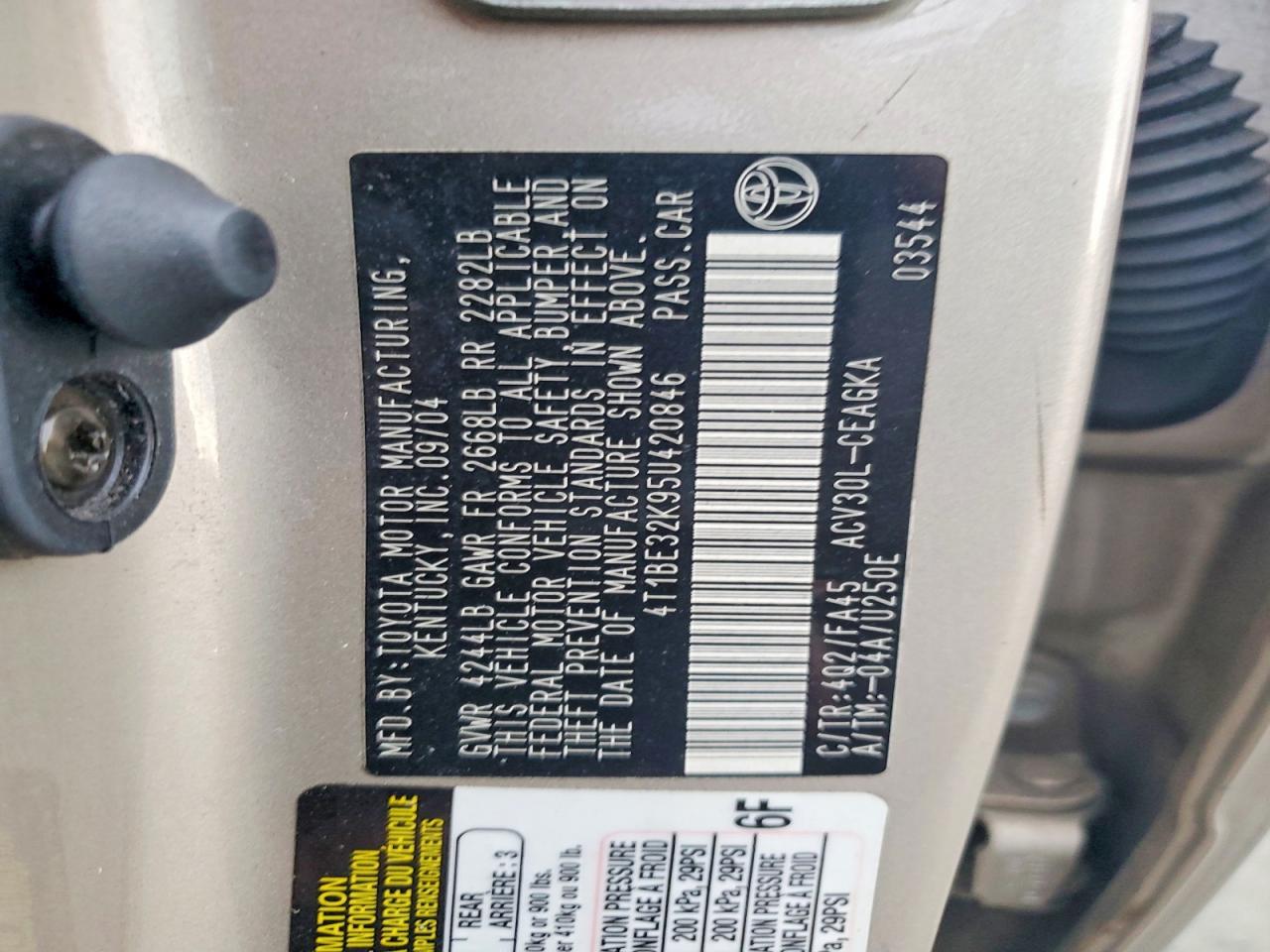 2005 TOYOTA CAMRY LE photo 13