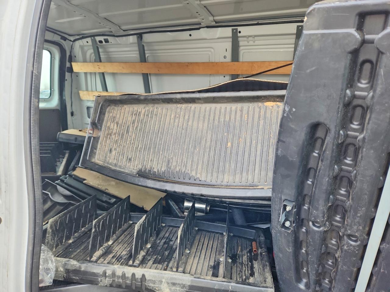 2014 FORD E250 UTILITY / SERVICE VAN photo 10