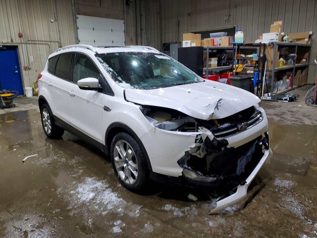 2016 FORD ESCAPE TITANIUM photo 4