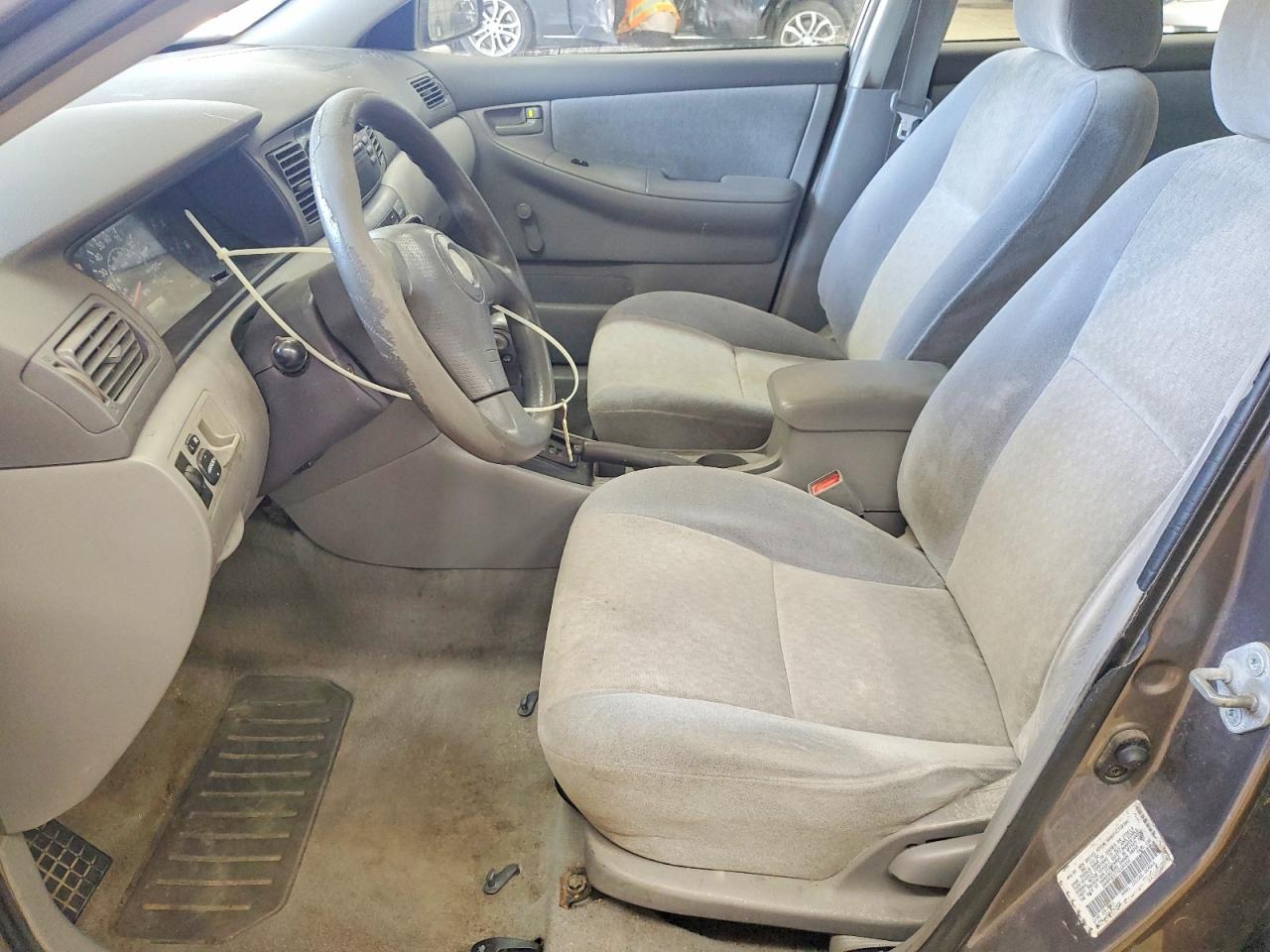 2003 TOYOTA COROLLA CE photo 7