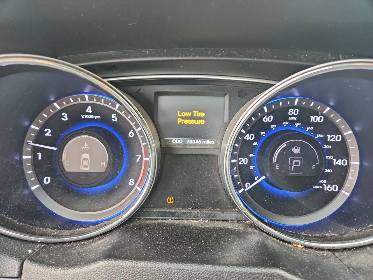 2014 HYUNDAI SONATA SE photo 9
