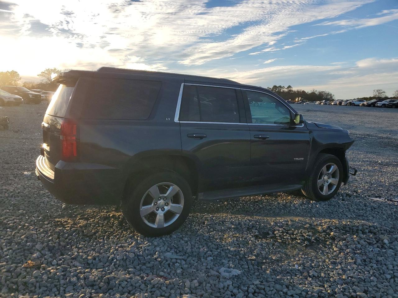 2017 CHEVROLET TAHOE K1500 LT photo 5