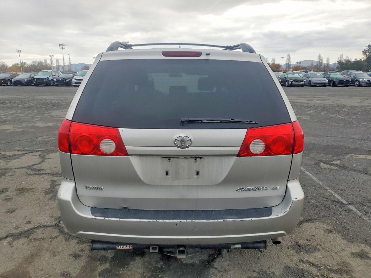2006 TOYOTA SIENNA photo 11