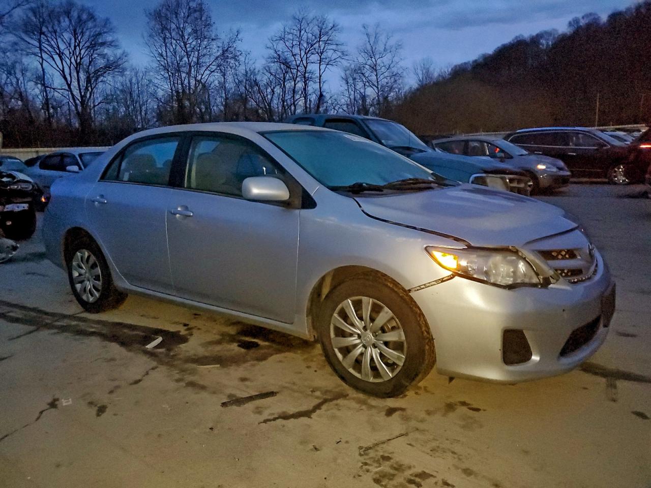 2012 TOYOTA COROLLA BASE photo 4